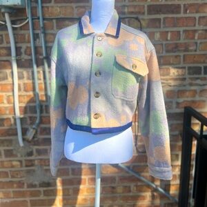 Large grey/floral half jacket